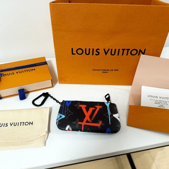 *SOLD* New Louis Vuitton Graffiti Key/Coin/Card Pouch *Authentic* - Picture 2 of 8